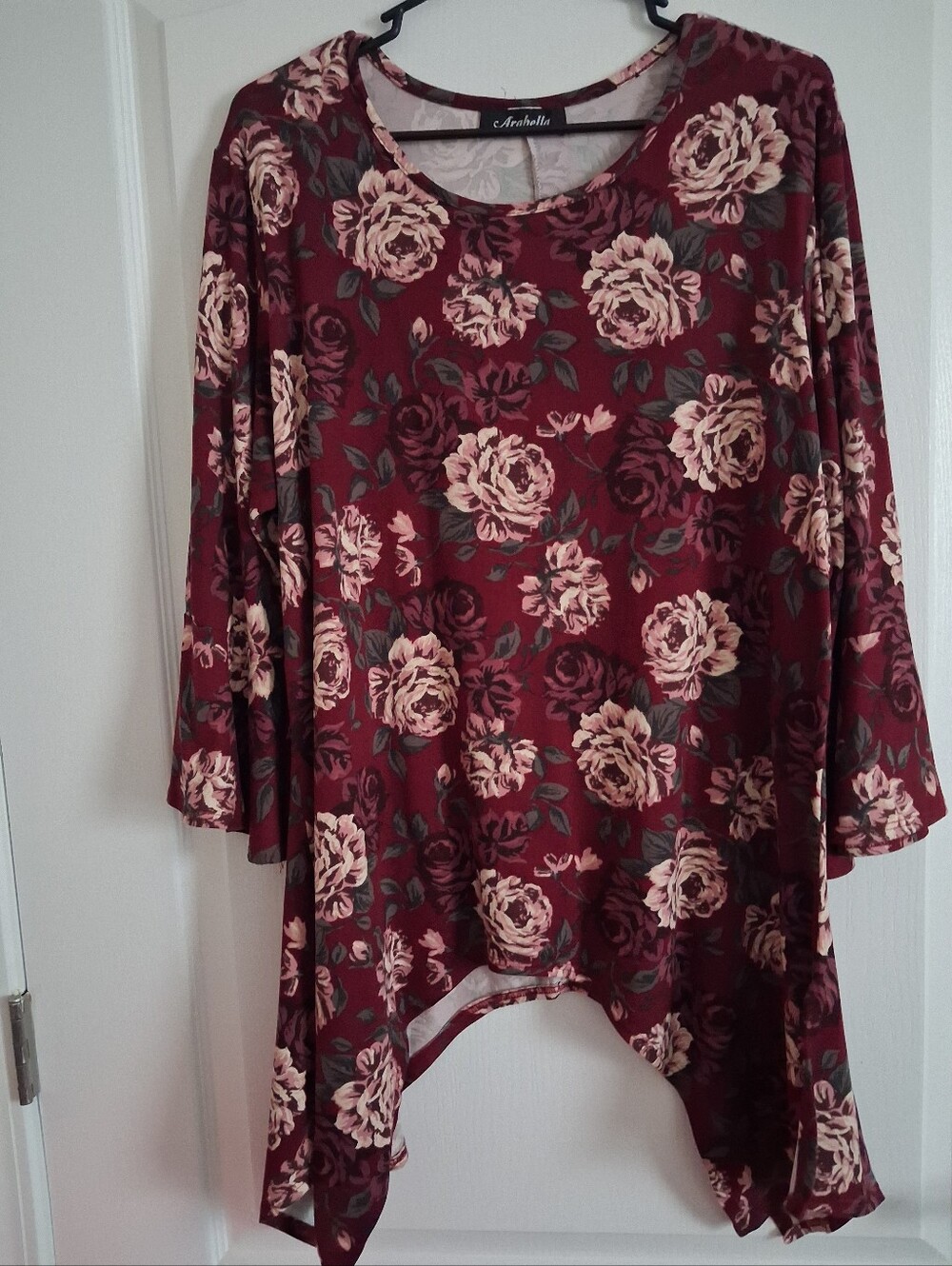 Abella Burgundy Floral Scoop Neck Tunic Top